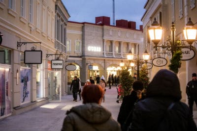 Zsar Outlet Village launches Coniq IQ Loyalty program